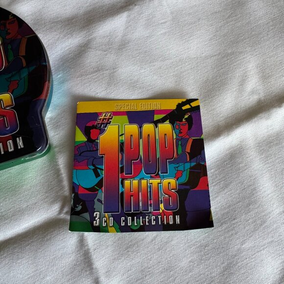 United Audio Entertainment Embossed Tin - 3 CD Set - #1 Pop Hits - 48 Tracks - Picture 8 of 9